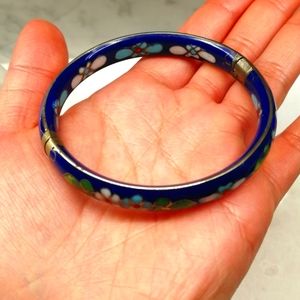 Boutique Hand-made Cloisonné Antique Bangle